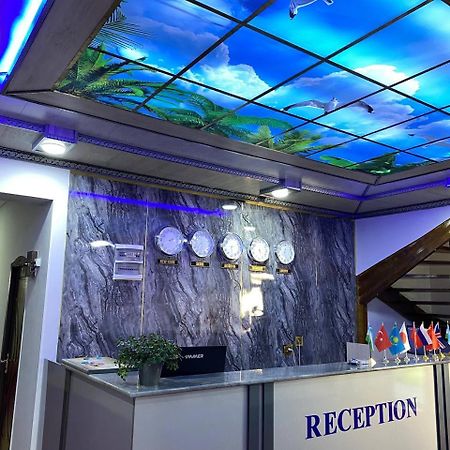 Orom Hotel Fergana Bagian luar foto