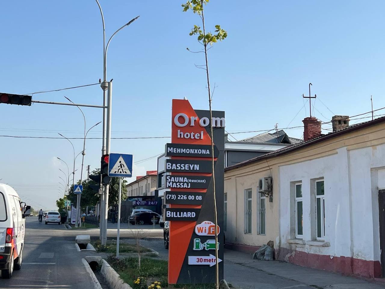 Orom Hotel Fergana Bagian luar foto
