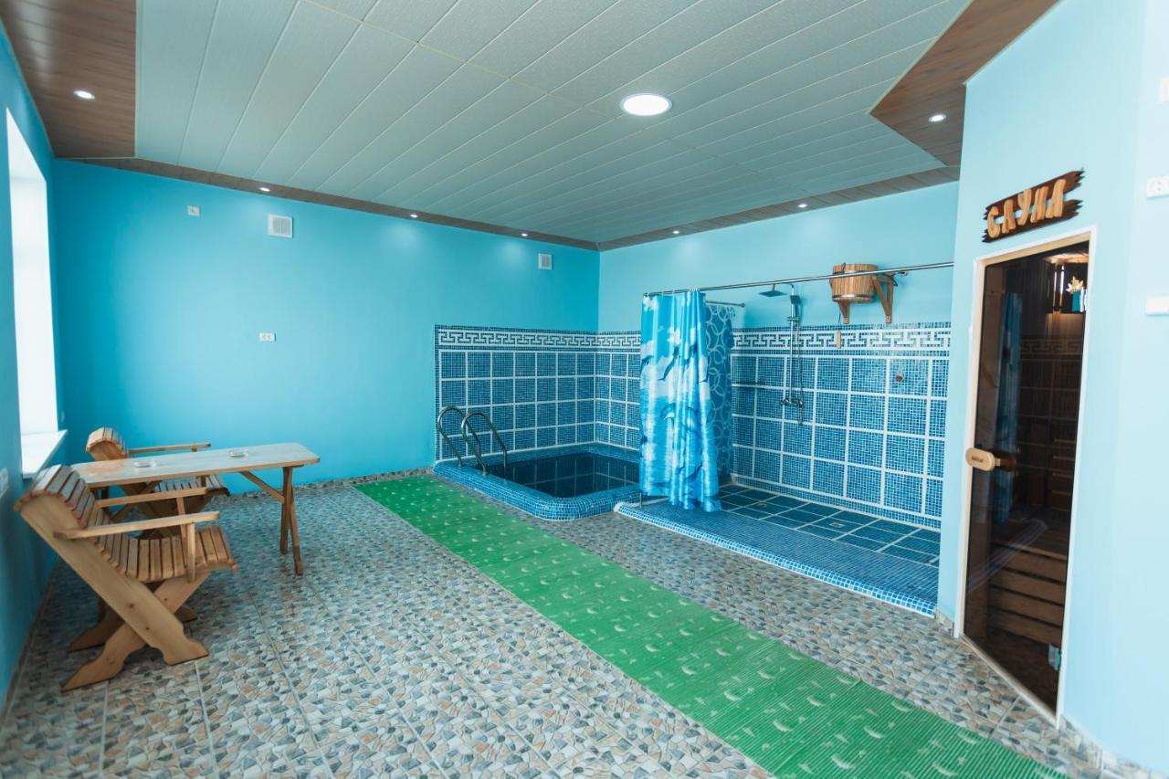 Orom Hotel Fergana Bagian luar foto